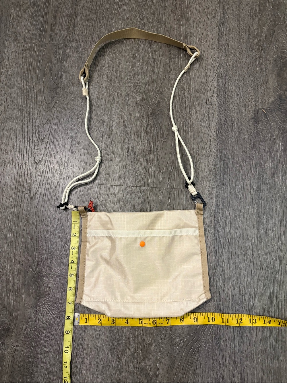 Cotopaxi Lista 2L Lightweight Crossbody Bag Cream Sustainable Outdoors Rip Stop - Picture 8 of 9